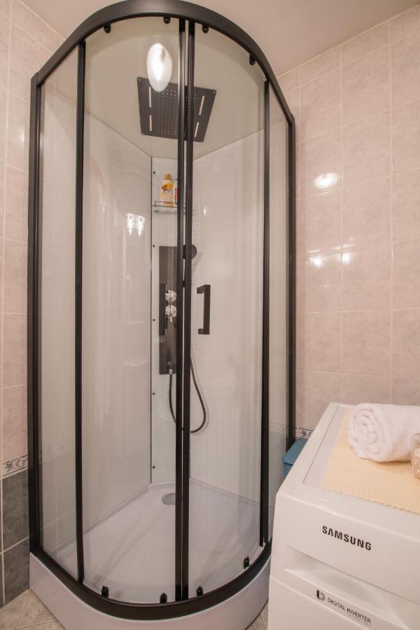 Apartman Silvija 오시예크 외부 사진