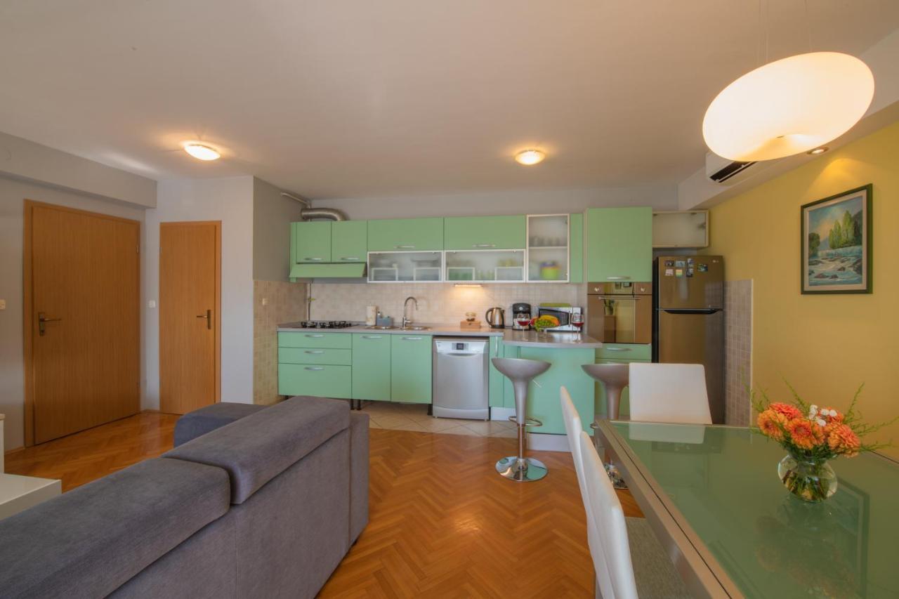 Apartman Silvija 오시예크 외부 사진