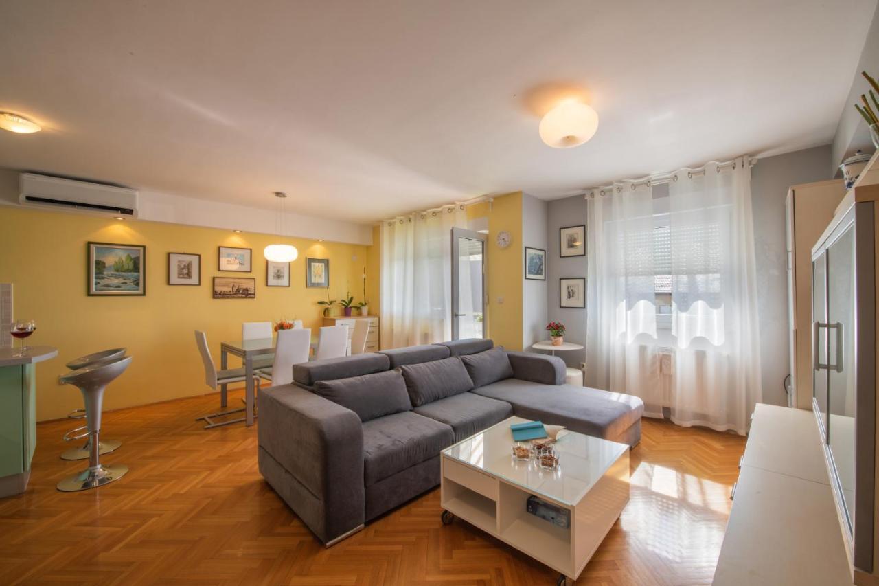 Apartman Silvija 오시예크 외부 사진
